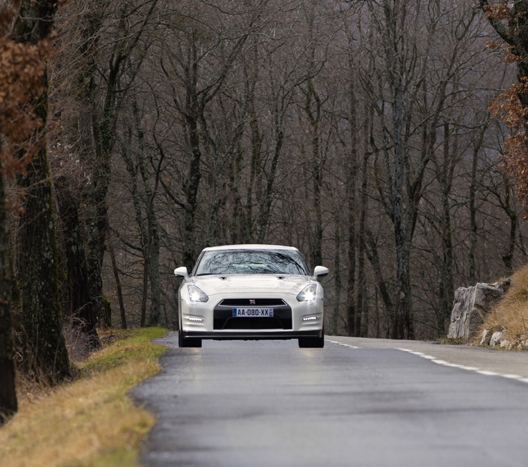2011 Nissan GT-R Picture